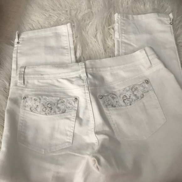 NWT WHITE HOUSE/BLACK MARKET "NOIR" SLIM CROP PANT - Picture 5 of 12